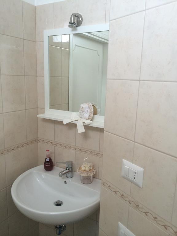 غْروتّامّاري Azzurramare Bed & Breakfast الغرفة الصورة